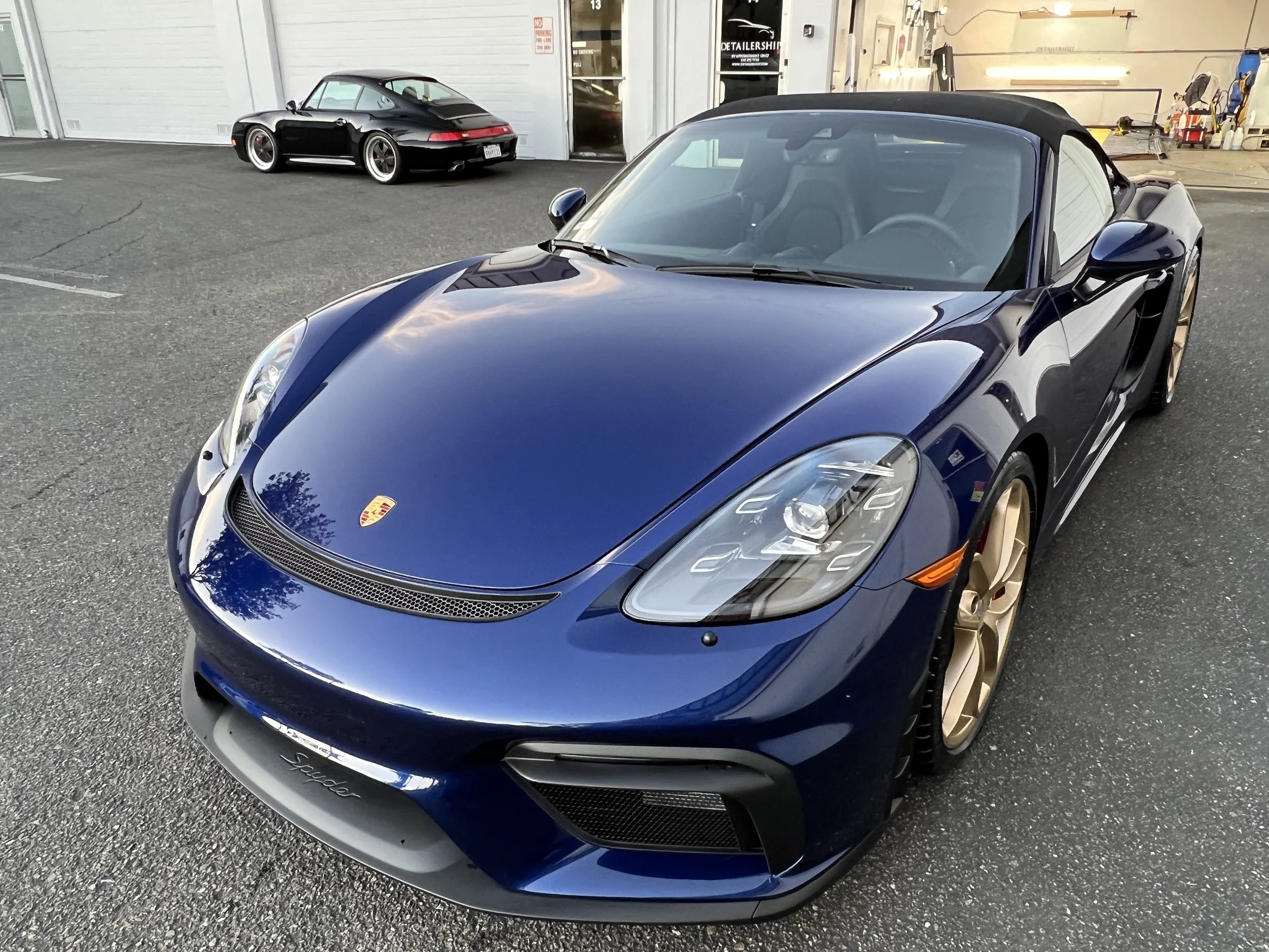 2021 Porsche 718 Spyder (Gentian Blue) — DETAILERSHIP™